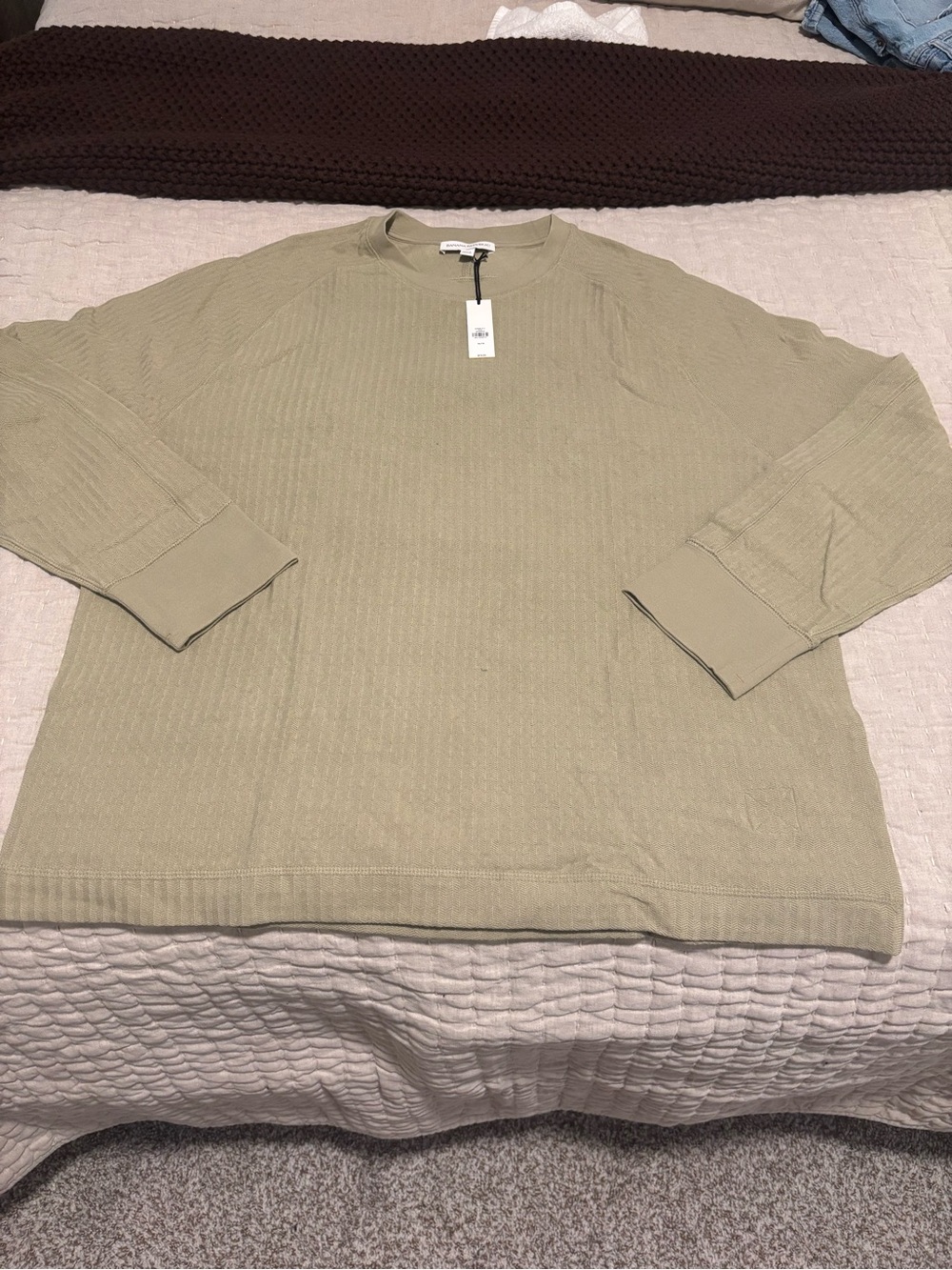 Banana Republic Men's Crewneck Sweater in Olive Green - Picture 1 of 3